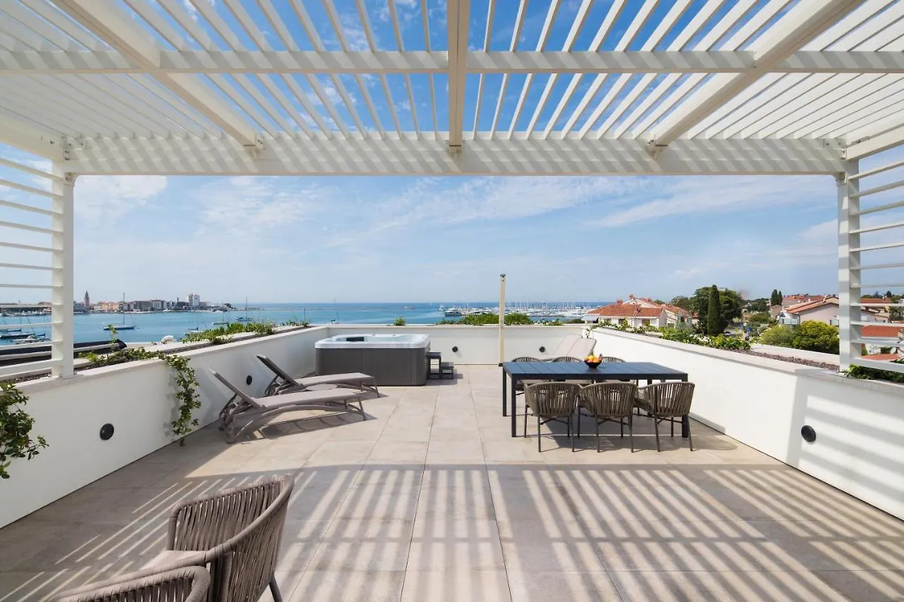 Sunset Garden Palace Apartments Croatia